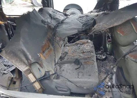 2003 Kia Sedona Ex/Lx из США, поврежденный, VIN KNDUP131636440927